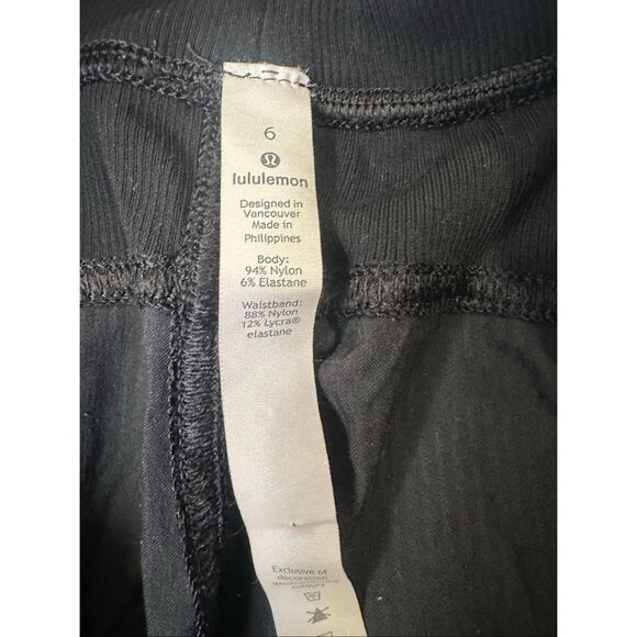 Lululemon Dance Studio Mid-Rise Cropped Black Pant, size 6 - Picture 6 of 9